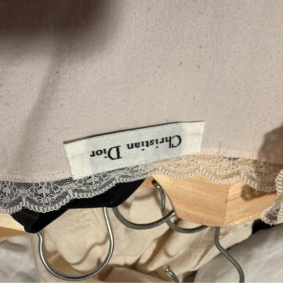 Dior Soft Pink Robe - Picture 5 of 8